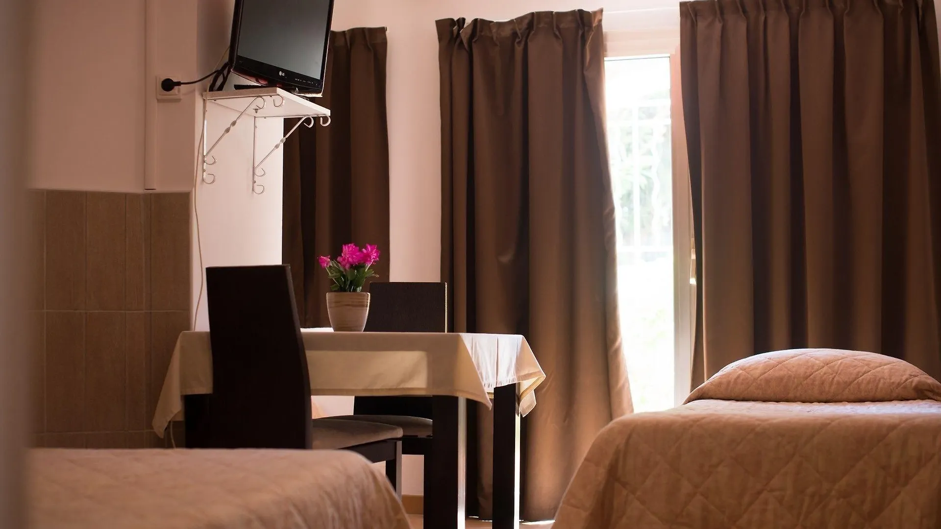 Hotel Et Appartements Reine D'Azur Roquebrune-Cap-Martin França