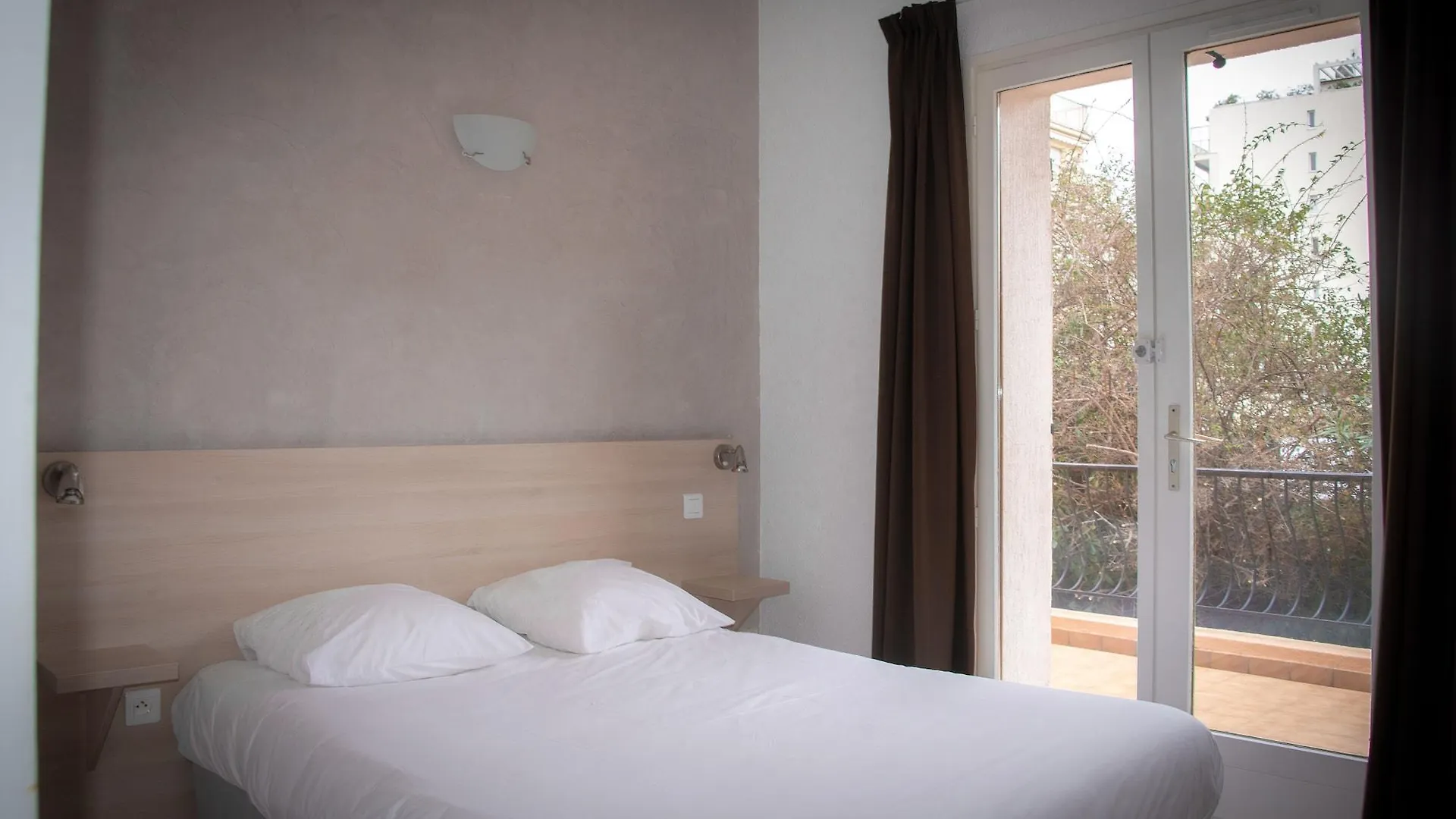 Hotel Et Appartements Reine D'Azur Roquebrune-Cap-Martin