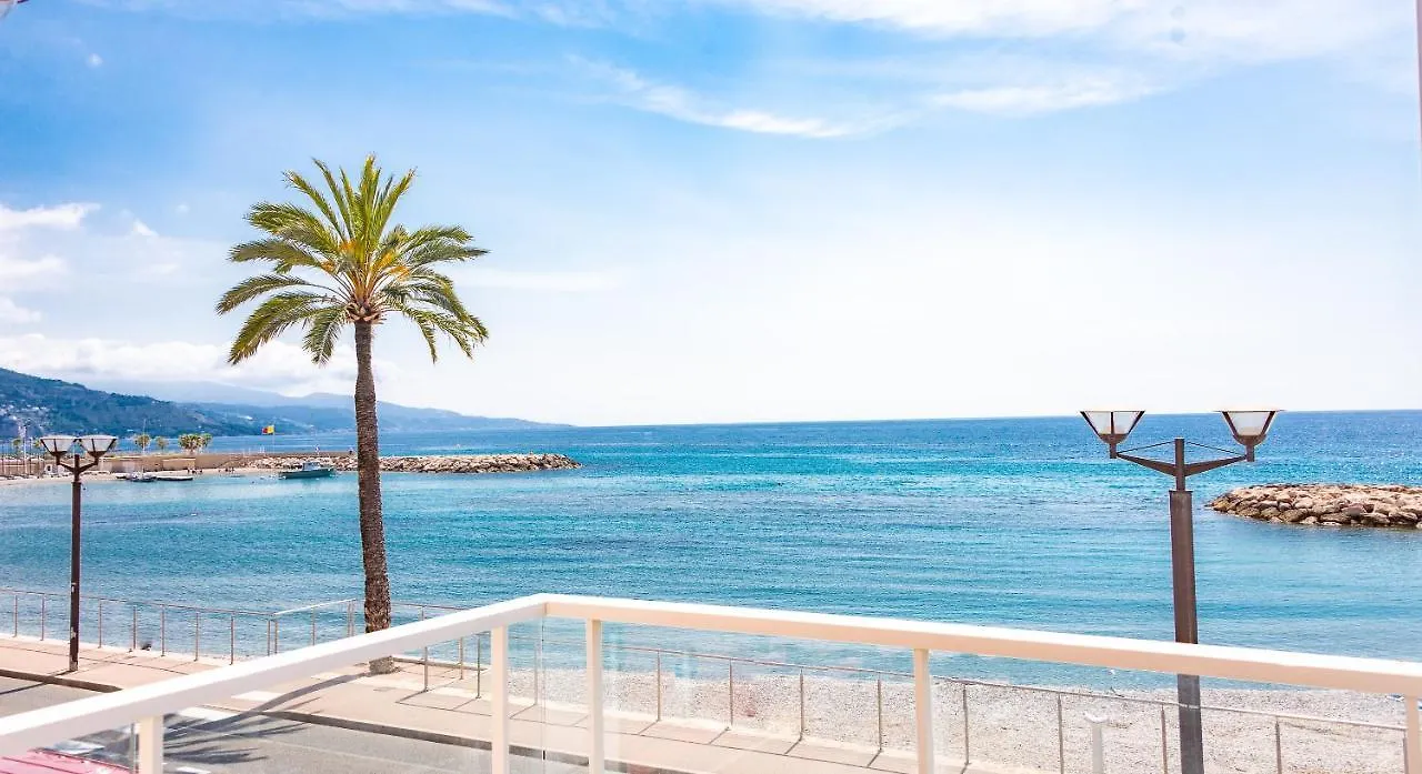 Hotel Et Appartements Reine D'Azur Roquebrune-Cap-Martin 3*,  France